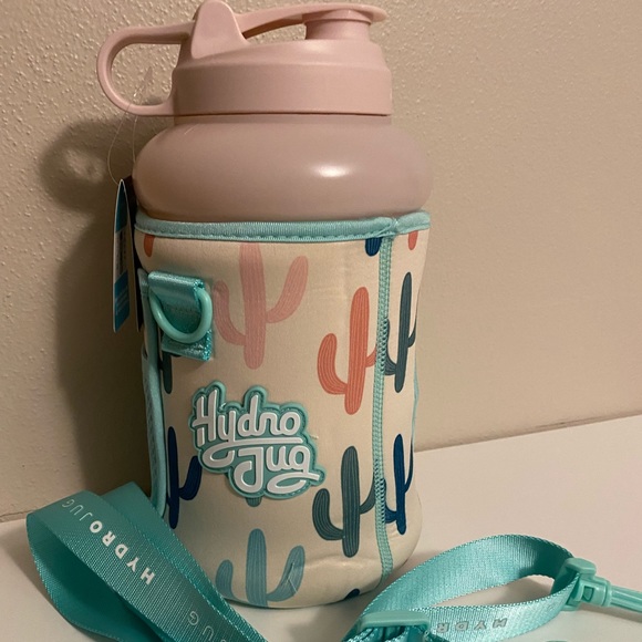 HydroJug Accessories - Hydrojug special edition cactus bundle.
